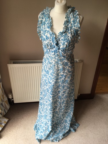 1970 blue white floral - 1970's,