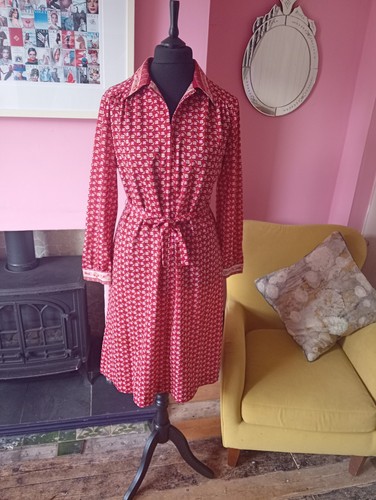 Vintage 1970s english - vintage, lady