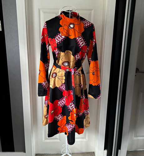 Vintage 1970s bold - bold, floral