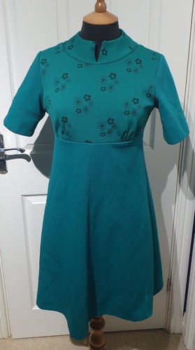 Vintage green dress - green,
