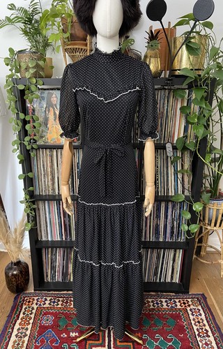 Vintage 1970s black - black, white