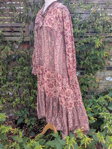 Vintage 70s blockprint - , phool