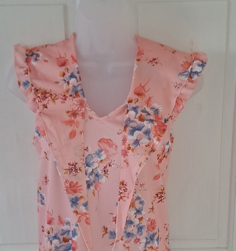1970s pretty peach floral - pretty,