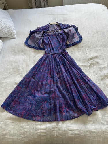 True vintage 1970s - vintage, purple
