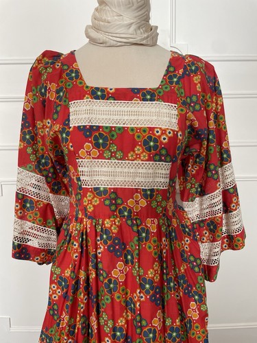 Vintage 1970 troubadour - 1970’s,