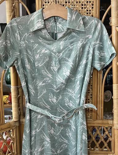 Vintage 1970 short - short, sleeved