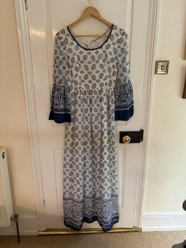 Vintage hippy vibes 1970s