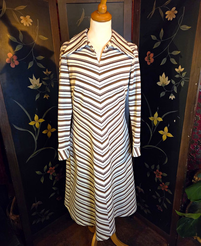 Vintage 1970s brown cream - 1970s,