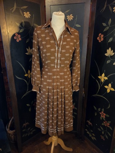 Vintage 1970s brown - old, money
