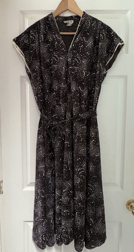 Vintage 1970s black spotted